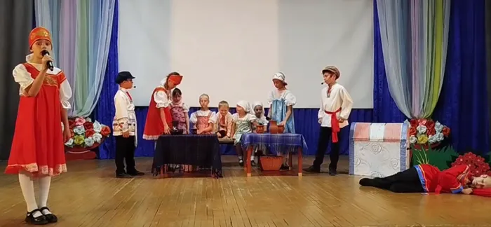 Театральный кружок «Мельпомена» МКУ «Винодельненский ДК»