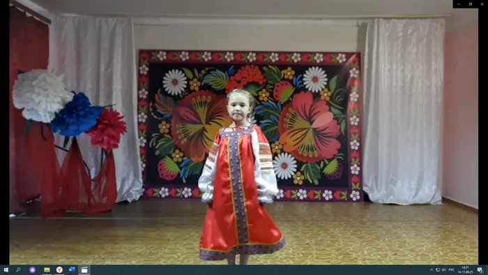 Куриленко Арина Сергеевна, песня «Чудо-балалайка», МКУК «Красочное СКО», рук. Кизилова Н.Ф.