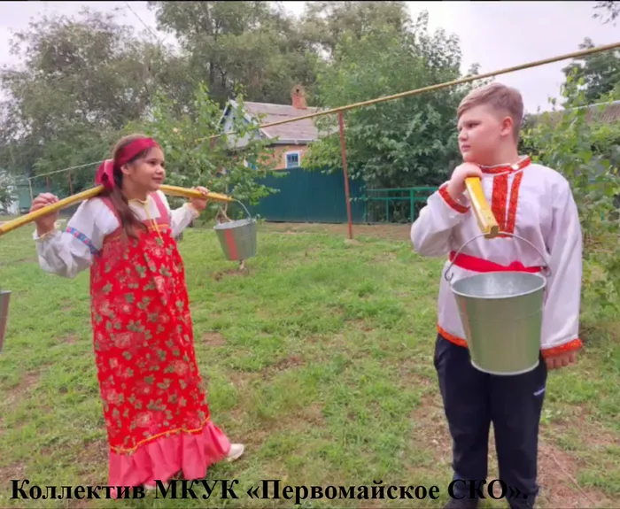 Коллектив МКУК «Первомайское СКО».