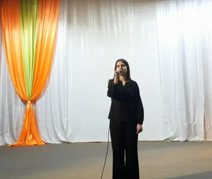 Кизилова Анастасия, МКУК «Красочное СКО»